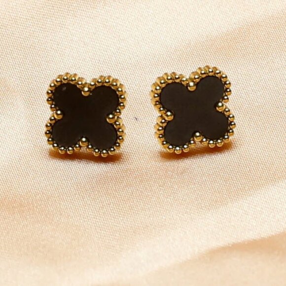 NWT Stainless Steel Clover Black and Gold Stud Earrings - Picture 3 of 3
